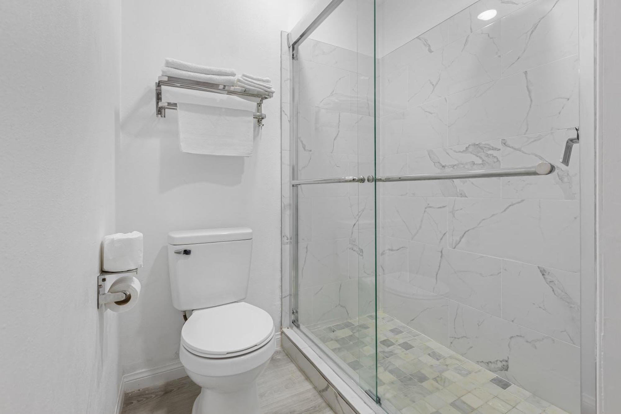 Inland Inn & Suites San Bernardino Ngoại thất bức ảnh