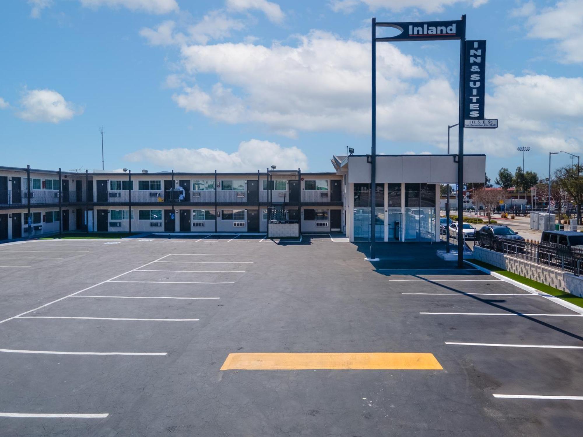 Inland Inn & Suites San Bernardino Ngoại thất bức ảnh